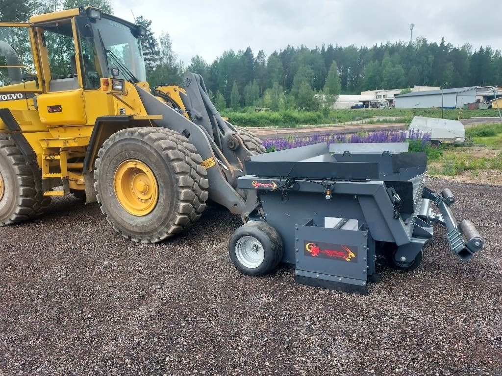 Reptail Road widener - Grader: gambar 4 Reptail Road widener - Grader: gambar 4