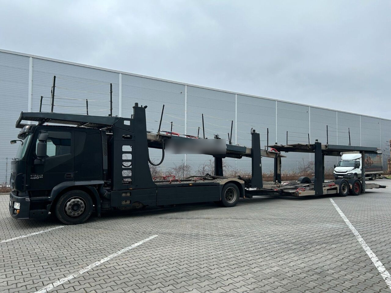 IVECO Stralis 460 (1A3C - ROLFO TV) - Truk pengangkut mobil: gambar 3 IVECO Stralis 460 (1A3C - ROLFO TV) - Truk pengangkut mobil: gambar 3