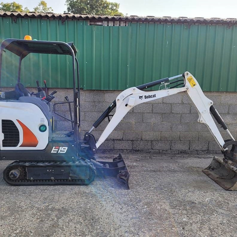 Bobcat E 19 - Ekskavator mini: gambar 2 Bobcat E 19 - Ekskavator mini: gambar 2