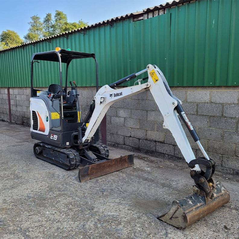 Bobcat E 19 - Ekskavator mini: gambar 1 Bobcat E 19 - Ekskavator mini: gambar 1