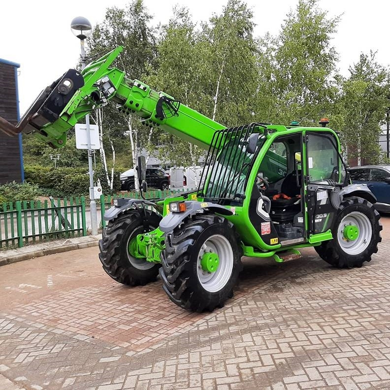 Merlo TF 30.9 - Telehandler: gambar 2 Merlo TF 30.9 - Telehandler: gambar 2