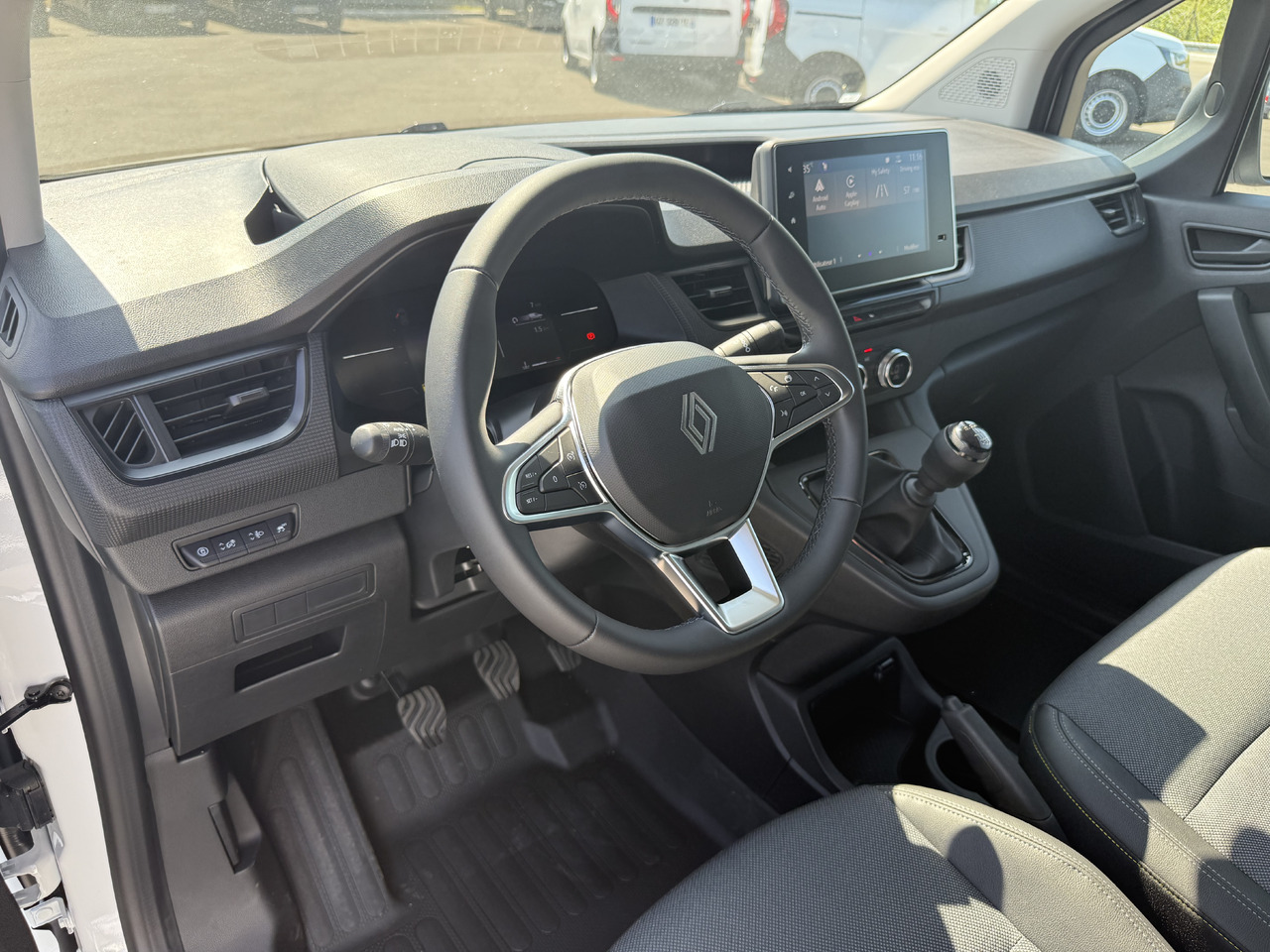 RENAULT KANGOO VAN 1.5DCI95 L1 FOURGON - Van kecil: gambar 5 RENAULT KANGOO VAN 1.5DCI95 L1 FOURGON - Van kecil: gambar 5