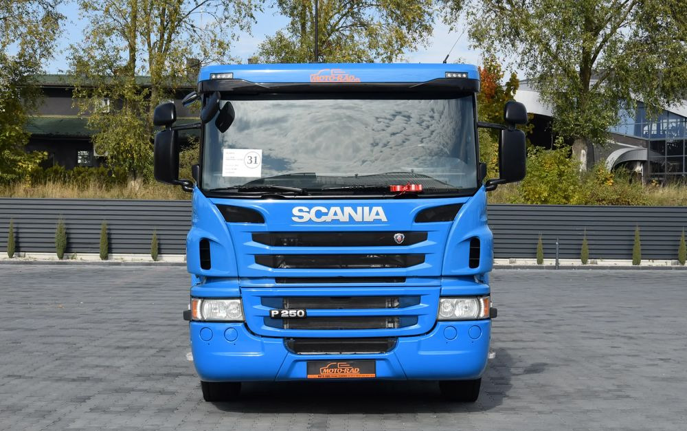 Scania P250 / EURO 6 / SKRZYNIA 7.8 M / WINDA DHOLLANDIA / PODUSZKI NA TYLNEJ OSI / RETARDER / KLIMA / TEMPOMAT / SERWISOWANY / SPROWADZONY - Truk flatbed: gambar 2 Scania P250 / EURO 6 / SKRZYNIA 7.8 M / WINDA DHOLLANDIA / PODUSZKI NA TYLNEJ OSI / RETARDER / KLIMA / TEMPOMAT / SERWISOWANY / SPROWADZONY - Truk flatbed: gambar 2