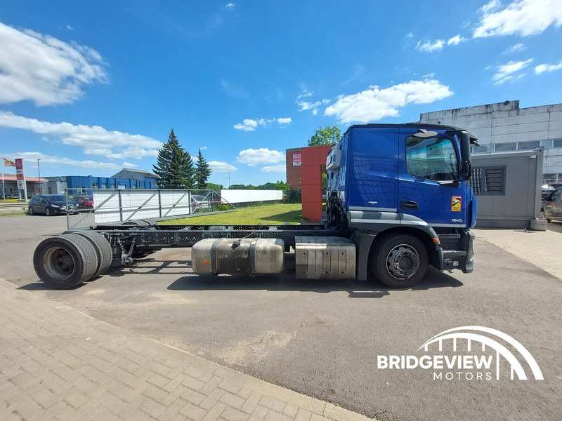 Mercedes-Benz Actros 1843 - Truk sasis: gambar 5 Mercedes-Benz Actros 1843 - Truk sasis: gambar 5