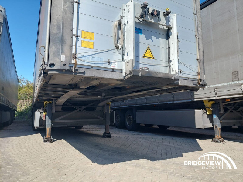 Schmitz Cargobull SCB*S3T - Semi-trailer dengan terpal samping: gambar 4 Schmitz Cargobull SCB*S3T - Semi-trailer dengan terpal samping: gambar 4