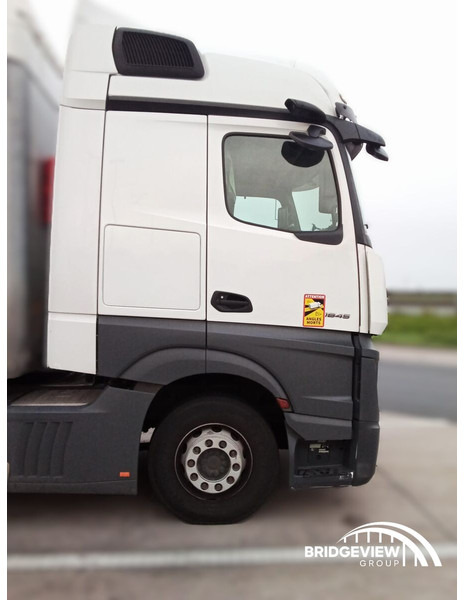 Mercedes-Benz Actros 1845 RETARDER - Tractor head: gambar 5 Mercedes-Benz Actros 1845 RETARDER - Tractor head: gambar 5