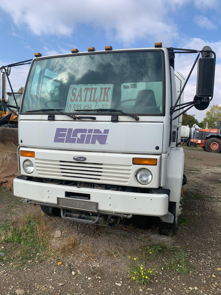 ELGIN GEOVAC VACUUM SWEEPER E TECHNOLOGY - Penyapu jalan: gambar 1 ELGIN GEOVAC VACUUM SWEEPER E TECHNOLOGY - Penyapu jalan: gambar 1