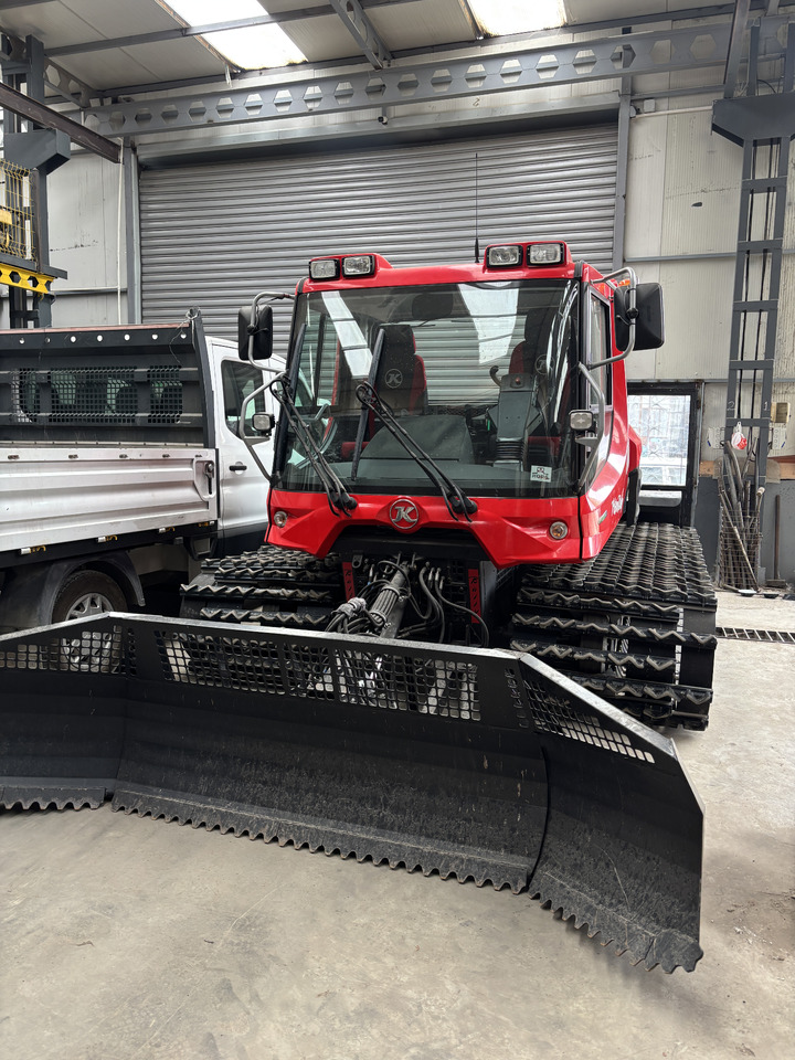 KÄSSBOHRER PISTENBULLY PB100 CABIN - Truk bajak salju: gambar 4 KÄSSBOHRER PISTENBULLY PB100 CABIN - Truk bajak salju: gambar 4