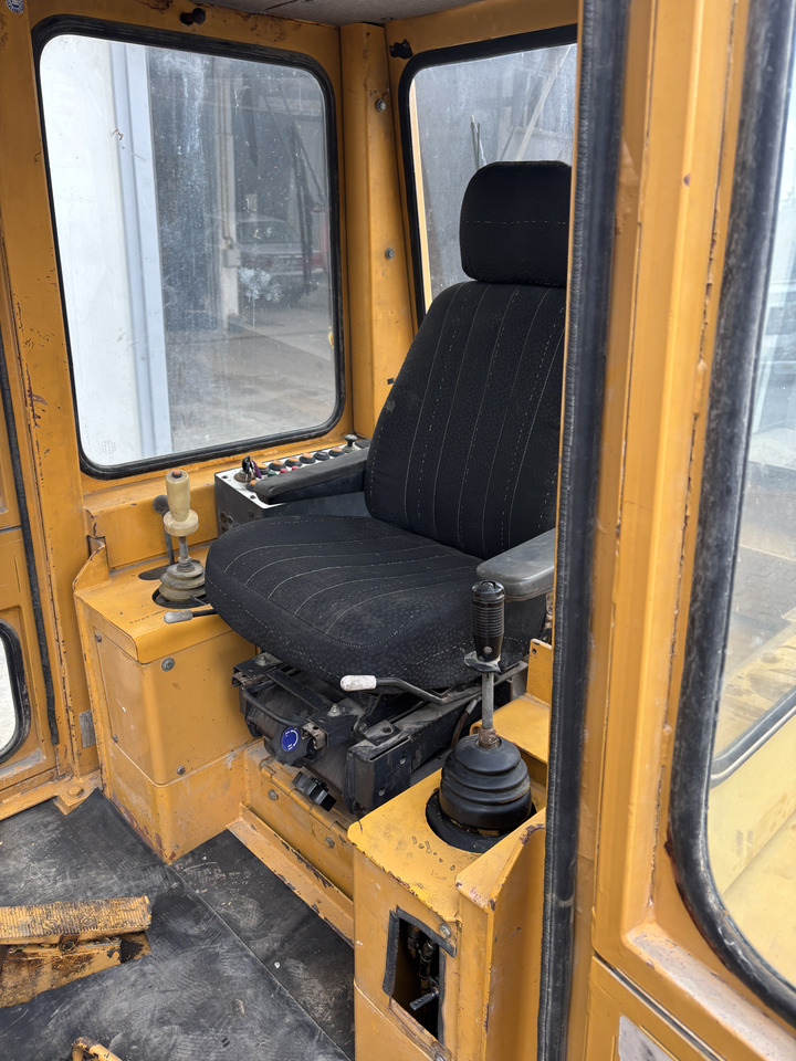 LIEBHERR PR 711 - Bulldozer: gambar 4 LIEBHERR PR 711 - Bulldozer: gambar 4