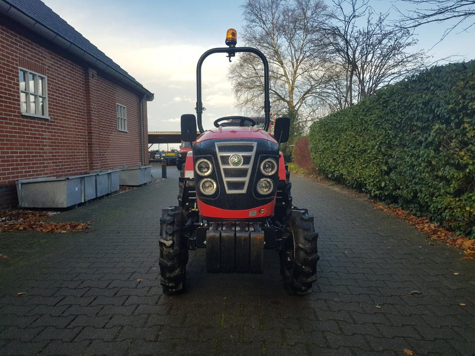 Kleintraktor Fieldtrac 918 mit Schlegelmäher - Traktor kompak: gambar 4 Kleintraktor Fieldtrac 918 mit Schlegelmäher - Traktor kompak: gambar 4