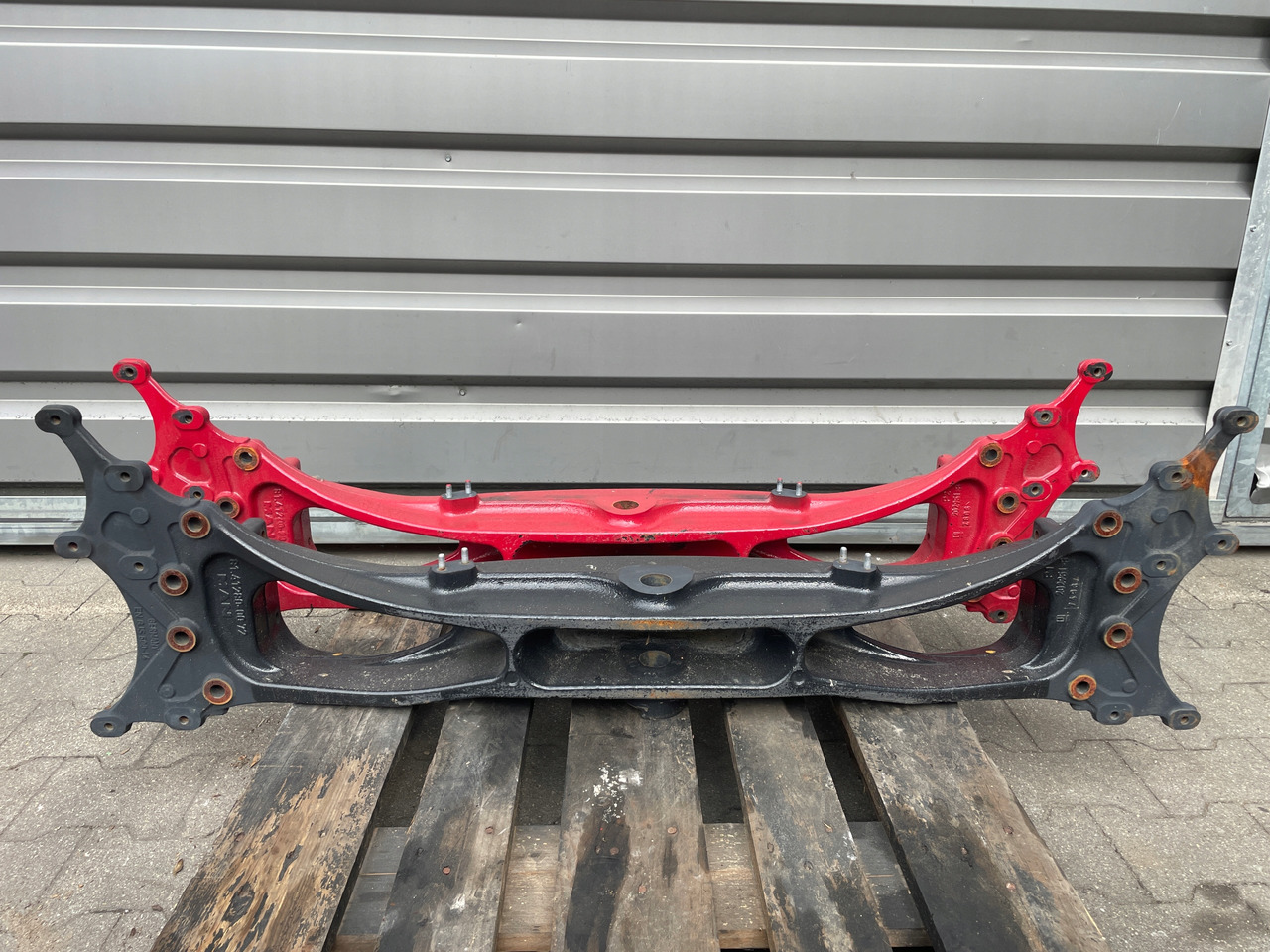 BELKA ZDERZAKA ZDERZAK MAN TGX TGS BUDOWLANY 81412800072 - Bumper untuk Truk: gambar 1 BELKA ZDERZAKA ZDERZAK MAN TGX TGS BUDOWLANY 81412800072 - Bumper untuk Truk: gambar 1