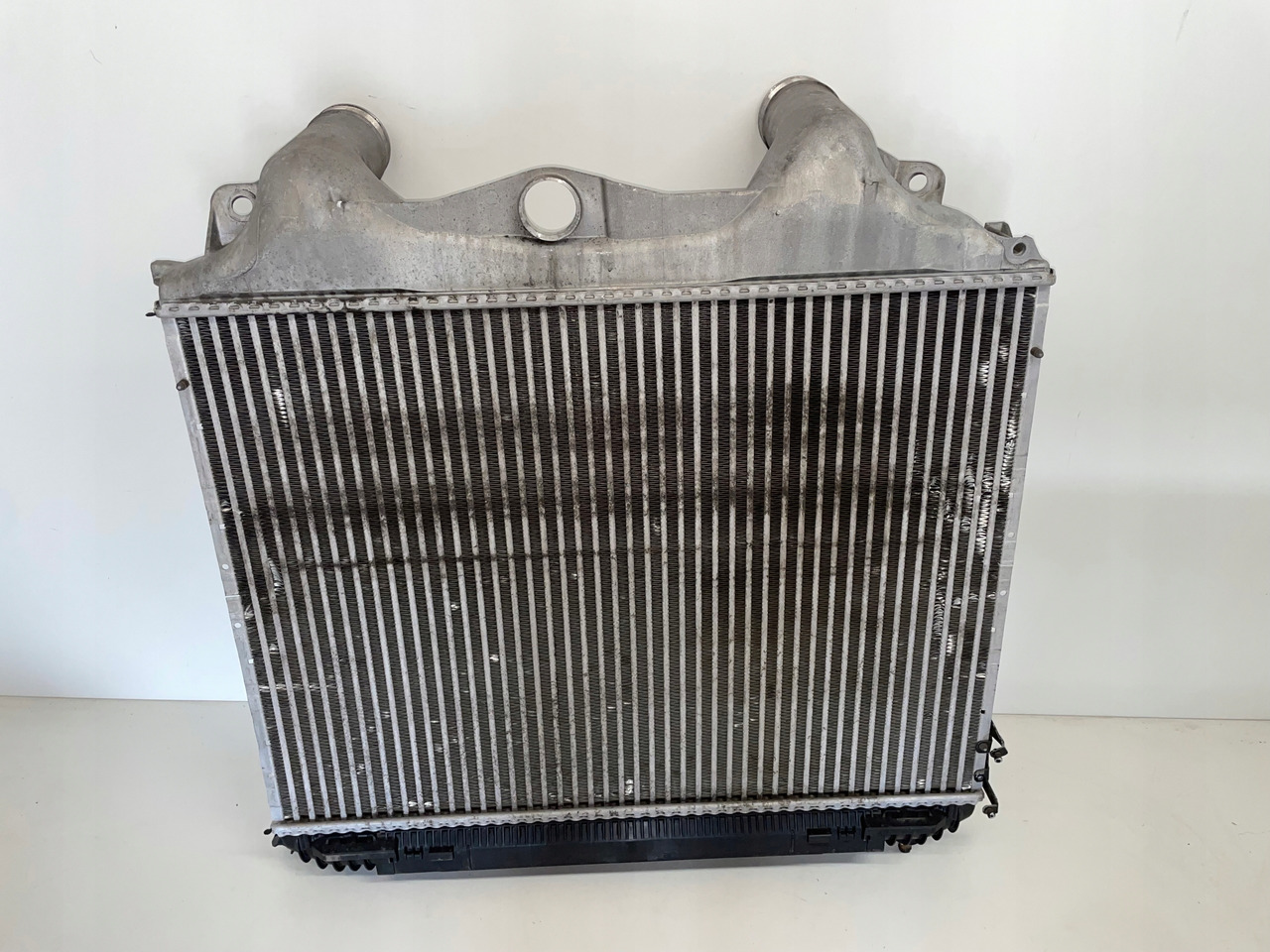 CHŁODNICA INTERCOLLER INTERKULER MAN TGS TGA - Intercooler untuk Truk: gambar 3 CHŁODNICA INTERCOLLER INTERKULER MAN TGS TGA - Intercooler untuk Truk: gambar 3