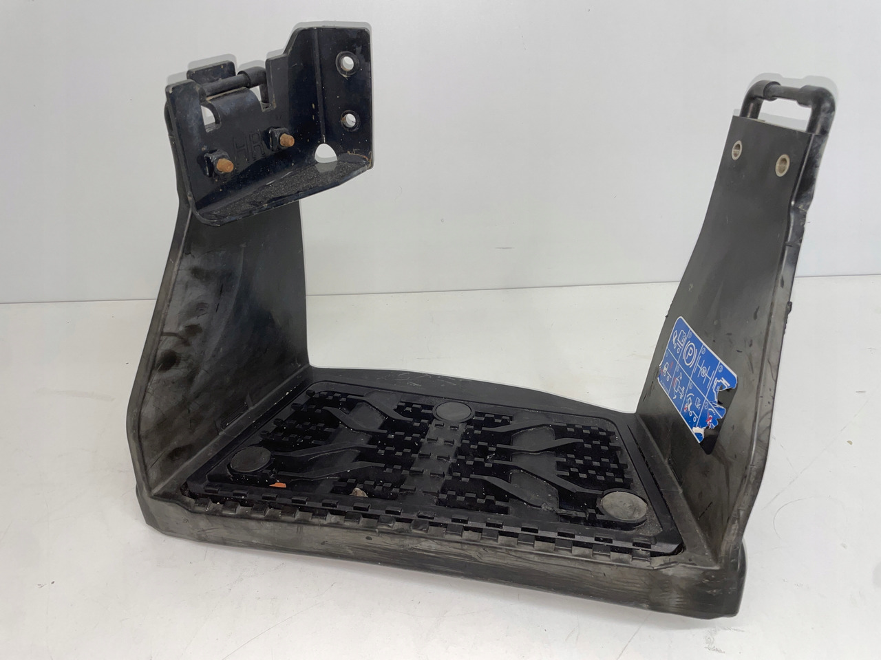 DOLNY STOPIEŃ STOPNICA MAN TG3 TGX TGS 3 81615016003 - Langkah kaki untuk Truk: gambar 1 DOLNY STOPIEŃ STOPNICA MAN TG3 TGX TGS 3 81615016003 - Langkah kaki untuk Truk: gambar 1