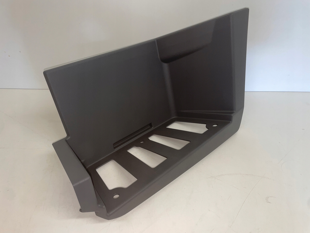 DOLNY STOPIEŃ STOPNICA MAN TGL TGM TGL-3 81615200327 - Langkah kaki untuk Truk: gambar 2 DOLNY STOPIEŃ STOPNICA MAN TGL TGM TGL-3 81615200327 - Langkah kaki untuk Truk: gambar 2