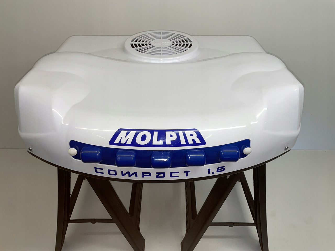 KLIMATYZACJA POSTOJOWA COMPACT 1,6 MOLPIR MAN SCANIA DAF IVECO - NOWA - - Kompresor AC untuk Truk: gambar 1 KLIMATYZACJA POSTOJOWA COMPACT 1,6 MOLPIR MAN SCANIA DAF IVECO - NOWA - - Kompresor AC untuk Truk: gambar 1