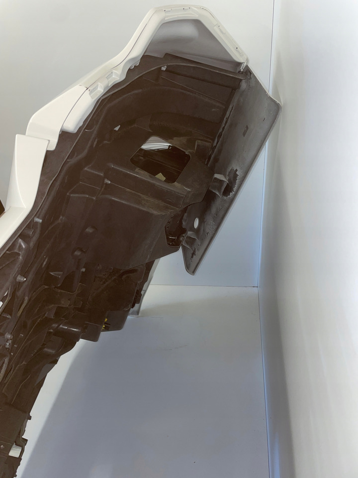 KOMPLETNY ZDERZAK MAN TG3 TGX3 TGX 3 ORYGINALNY KOLOR RAL 9010 - Bumper untuk Truk: gambar 4 KOMPLETNY ZDERZAK MAN TG3 TGX3 TGX 3 ORYGINALNY KOLOR RAL 9010 - Bumper untuk Truk: gambar 4