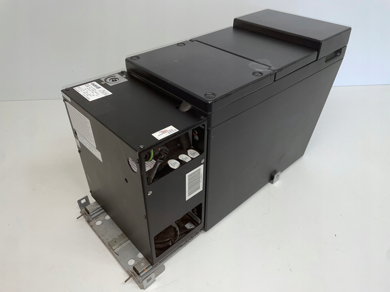 LODÓWKA CHŁODZIARKA IVECO STRALIS INTEL B 504195453 - Kabin dan interior untuk Truk: gambar 5 LODÓWKA CHŁODZIARKA IVECO STRALIS INTEL B 504195453 - Kabin dan interior untuk Truk: gambar 5