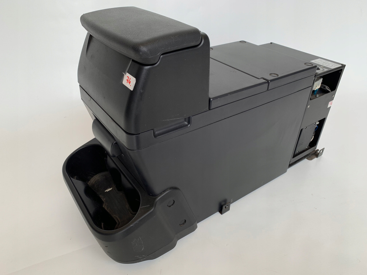 LODÓWKA IVECO STRALIS HI-WAY HIWAY NR 74 - Dasbor untuk Truk: gambar 1 LODÓWKA IVECO STRALIS HI-WAY HIWAY NR 74 - Dasbor untuk Truk: gambar 1