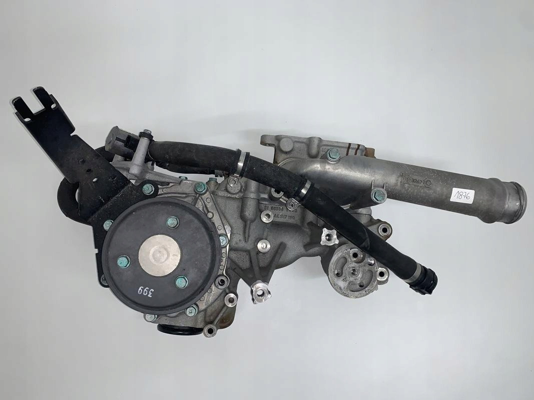 OBUDOWA POMPY WODY MAN TGX TGS EURO 6 D2676 - Pompa pendingin untuk Truk: gambar 2 OBUDOWA POMPY WODY MAN TGX TGS EURO 6 D2676 - Pompa pendingin untuk Truk: gambar 2