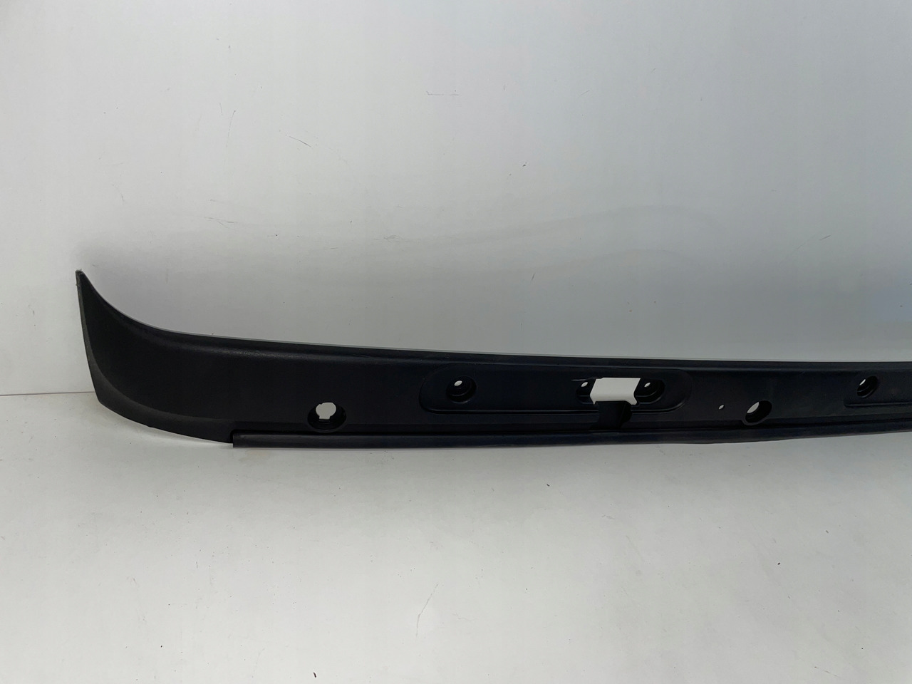 PODSZYBIE OSŁONA MASKOWNICA DAF 105 XF DAF 1665944 - Kaca depan untuk Truk: gambar 2 PODSZYBIE OSŁONA MASKOWNICA DAF 105 XF DAF 1665944 - Kaca depan untuk Truk: gambar 2