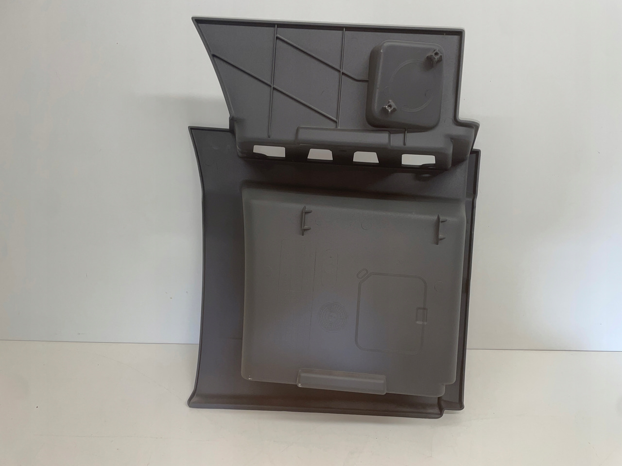 STOPNICA DOLNY STOPIEŃ MAN TGX TGX3 TG-3 81615200075 - Langkah kaki untuk Truk: gambar 4 STOPNICA DOLNY STOPIEŃ MAN TGX TGX3 TG-3 81615200075 - Langkah kaki untuk Truk: gambar 4