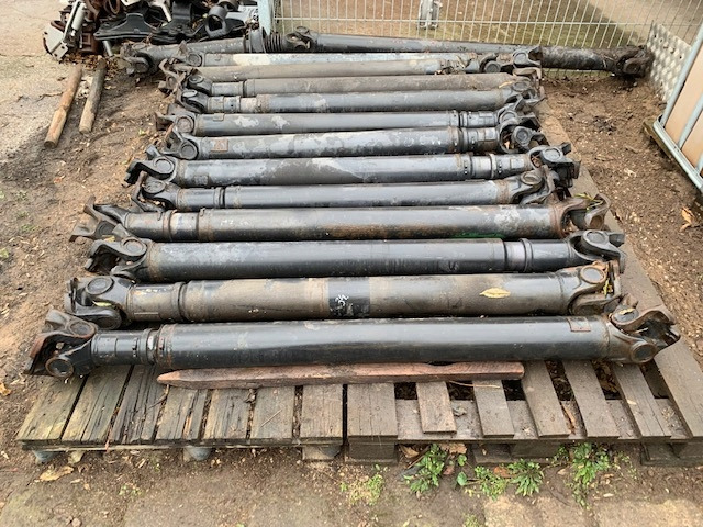 WAŁ NAPĘDOWY MAN TGA TGX TGS CENA OD 100 ZŁ - Poros penggerak untuk Truk: gambar 4 WAŁ NAPĘDOWY MAN TGA TGX TGS CENA OD 100 ZŁ - Poros penggerak untuk Truk: gambar 4