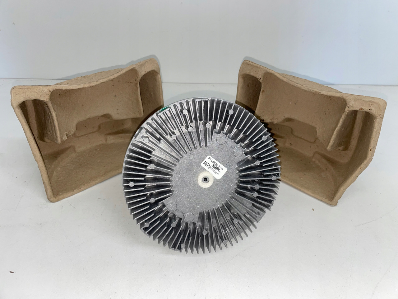 WISKOZA SPRZĘGŁO WISKOTYCZNE MAN TGA D28 - Penggemar: gambar 1 WISKOZA SPRZĘGŁO WISKOTYCZNE MAN TGA D28 - Penggemar: gambar 1