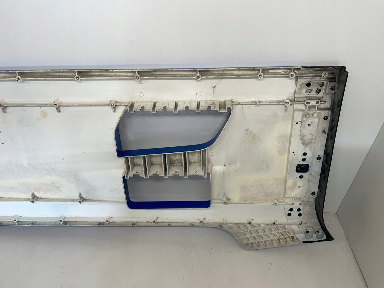 ZABUDOWA MIĘDZYOSIOWA SPOILER FORD F-MAX F MAX - Aerodinamika/ Spoiler untuk Truk: gambar 5 ZABUDOWA MIĘDZYOSIOWA SPOILER FORD F-MAX F MAX - Aerodinamika/ Spoiler untuk Truk: gambar 5