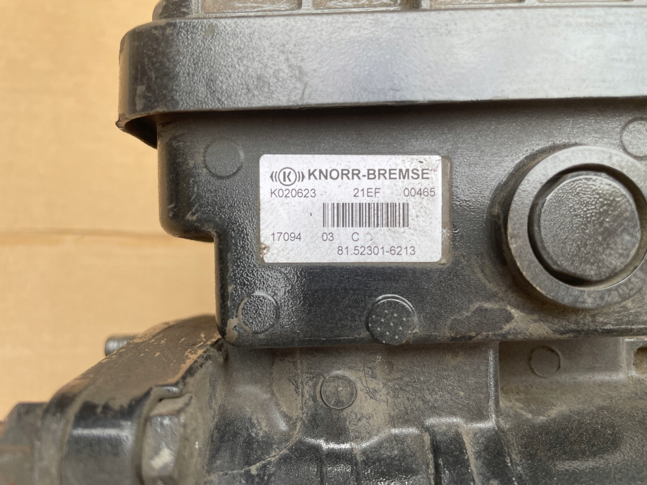 ZAWÓR EUROPA MODULATOR EBS MAN TGA TGS TGX 81523016213 - Katup rem untuk Truk: gambar 3 ZAWÓR EUROPA MODULATOR EBS MAN TGA TGS TGX 81523016213 - Katup rem untuk Truk: gambar 3