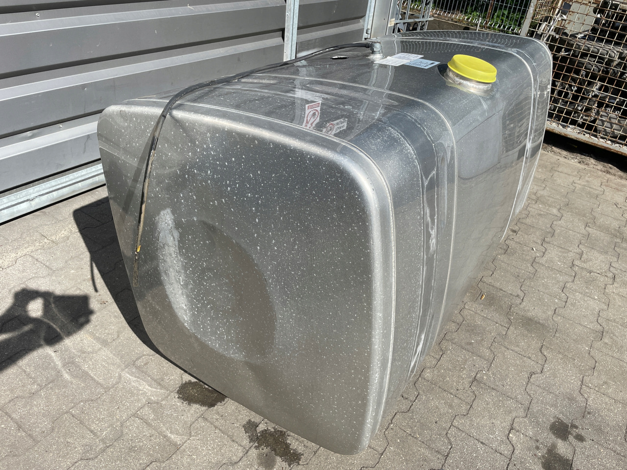 ZBIORNIK NA PALIWO MAN TGX TGS 580 L 81122016684 - Tangki bahan bakar untuk Truk: gambar 5 ZBIORNIK NA PALIWO MAN TGX TGS 580 L 81122016684 - Tangki bahan bakar untuk Truk: gambar 5