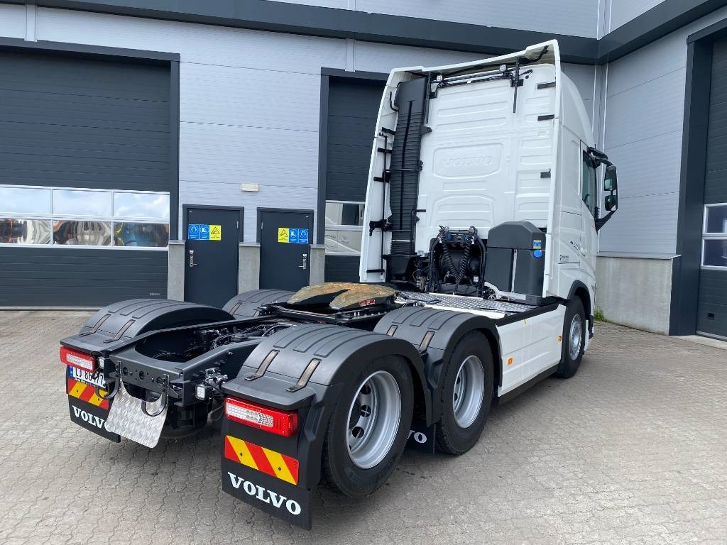 Volvo FH 500 - Tractor head: gambar 4 Volvo FH 500 - Tractor head: gambar 4