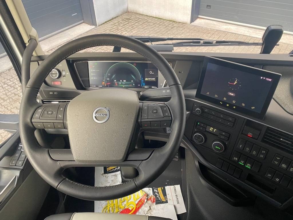 Volvo FH 540 - Tractor head: gambar 5 Volvo FH 540 - Tractor head: gambar 5