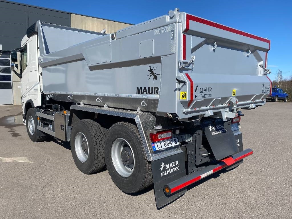 Volvo FH 540 - Truk jungkit: gambar 4 Volvo FH 540 - Truk jungkit: gambar 4