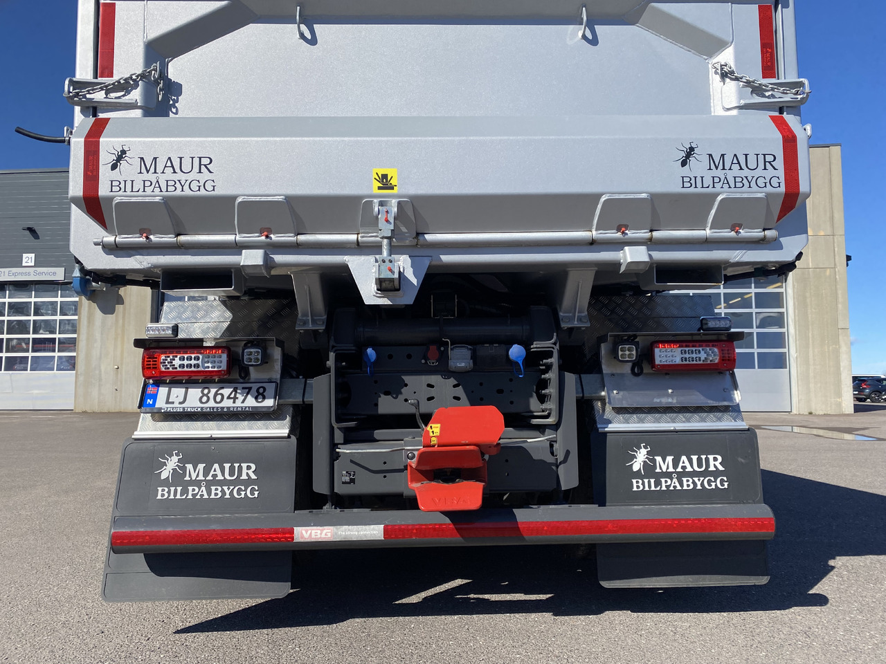 Volvo FH 540 - Truk jungkit: gambar 5 Volvo FH 540 - Truk jungkit: gambar 5