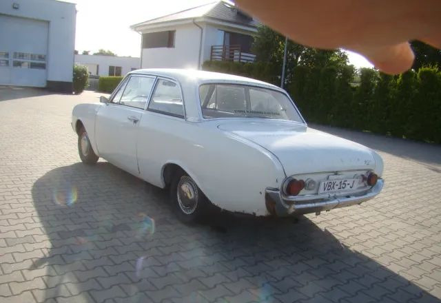 Ford Taunus - Mobil: gambar 3 Ford Taunus - Mobil: gambar 3