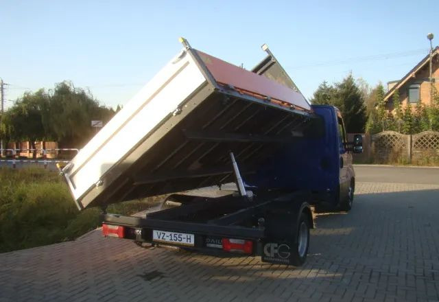 Iveco DAILY 100%PRZEBIEG-POTWIERDZONY - Van jungkit: gambar 4 Iveco DAILY 100%PRZEBIEG-POTWIERDZONY - Van jungkit: gambar 4