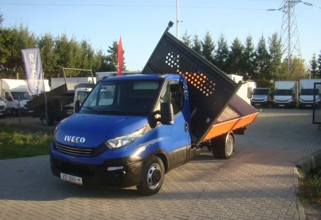 Iveco DAILY 100%PRZEBIEG-POTWIERDZONY - Van jungkit: gambar 1 Iveco DAILY 100%PRZEBIEG-POTWIERDZONY - Van jungkit: gambar 1
