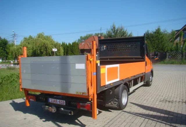 Iveco DAILY 35 C 15 WINDA 750KG 3.5T NA HAKU - Van flatbed: gambar 5 Iveco DAILY 35 C 15 WINDA 750KG 3.5T NA HAKU - Van flatbed: gambar 5