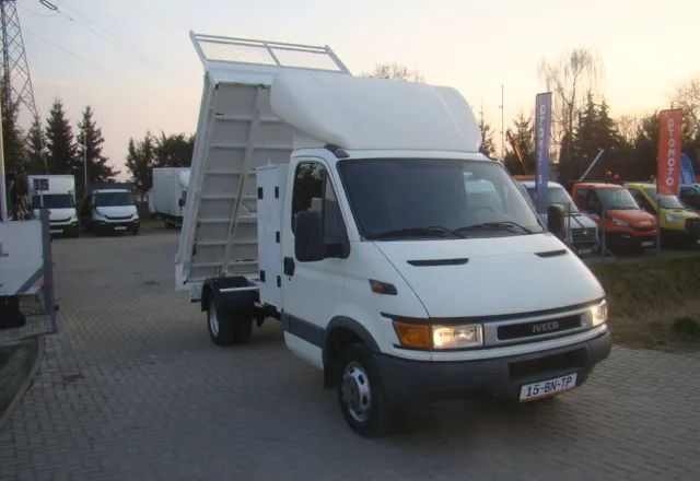 Iveco DAILY 40 C 12 - Van jungkit: gambar 4 Iveco DAILY 40 C 12 - Van jungkit: gambar 4