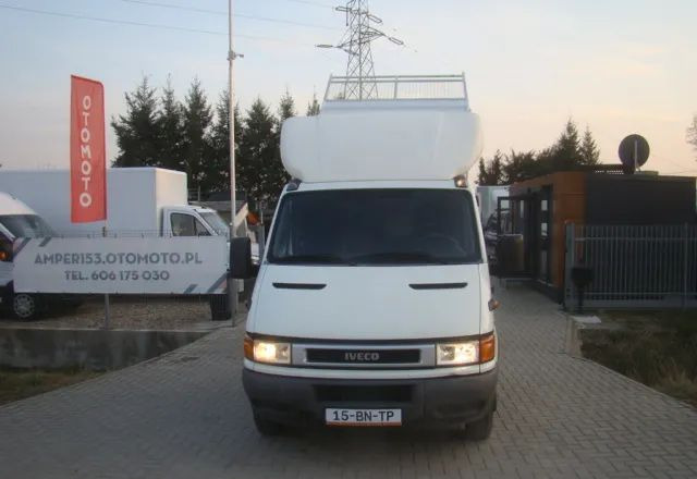Iveco DAILY 40 C 12 - Van jungkit: gambar 2 Iveco DAILY 40 C 12 - Van jungkit: gambar 2