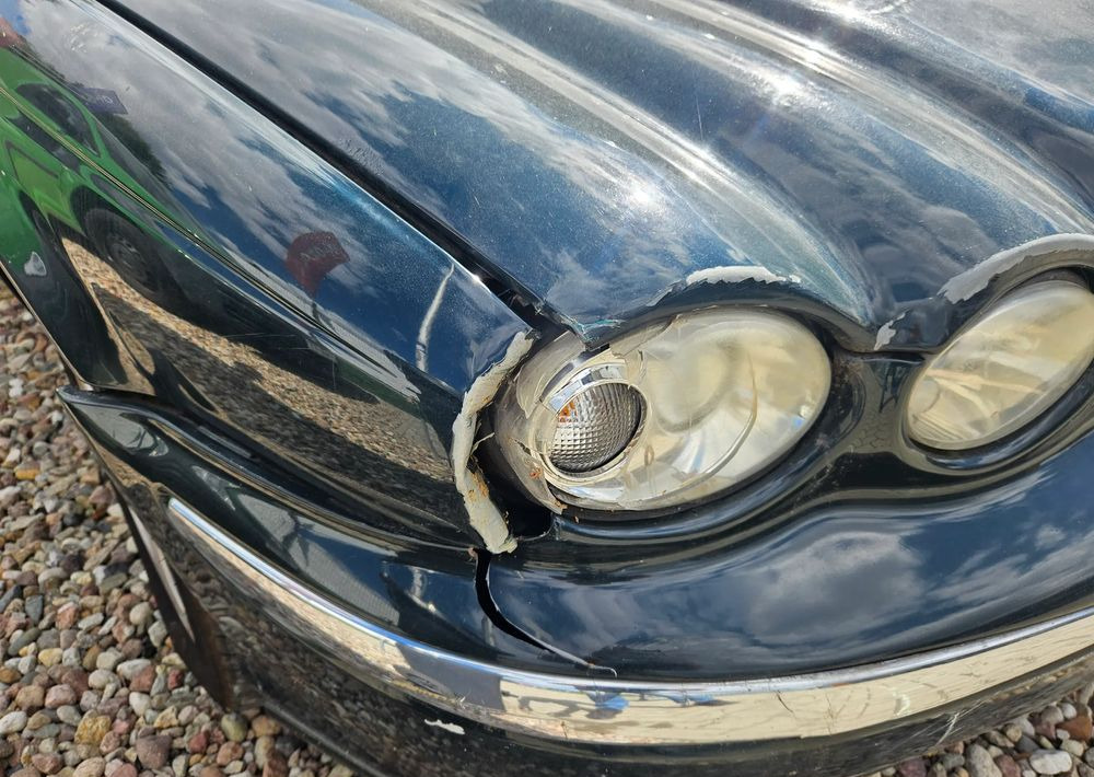 Jaguar X-Type - Mobil sedan: gambar 2 Jaguar X-Type - Mobil sedan: gambar 2