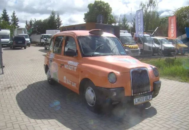 LTI Inny - Mobil sedan: gambar 4 LTI Inny - Mobil sedan: gambar 4