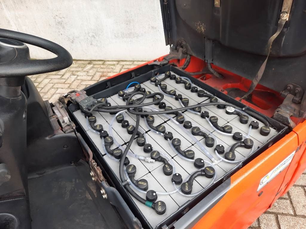 Forklift listrik LINDE E20L-02: gambar 8