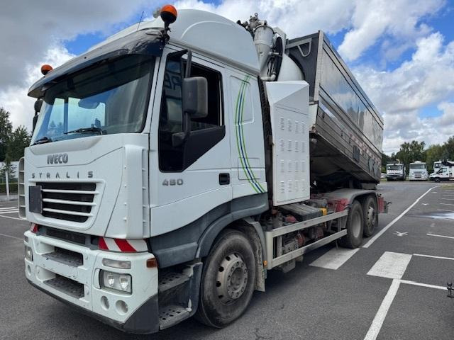 Iveco Stralis 480 - Truk vakum: gambar 2 Iveco Stralis 480 - Truk vakum: gambar 2