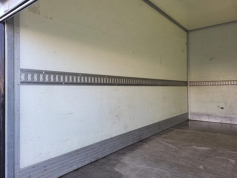 Iveco Daily 35S14 - Van panel: gambar 5 Iveco Daily 35S14 - Van panel: gambar 5