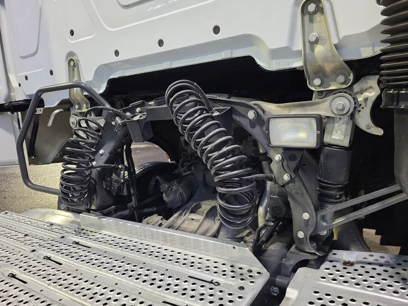 Mercedes-Benz Actros 1848 - Tractor head: gambar 5 Mercedes-Benz Actros 1848 - Tractor head: gambar 5