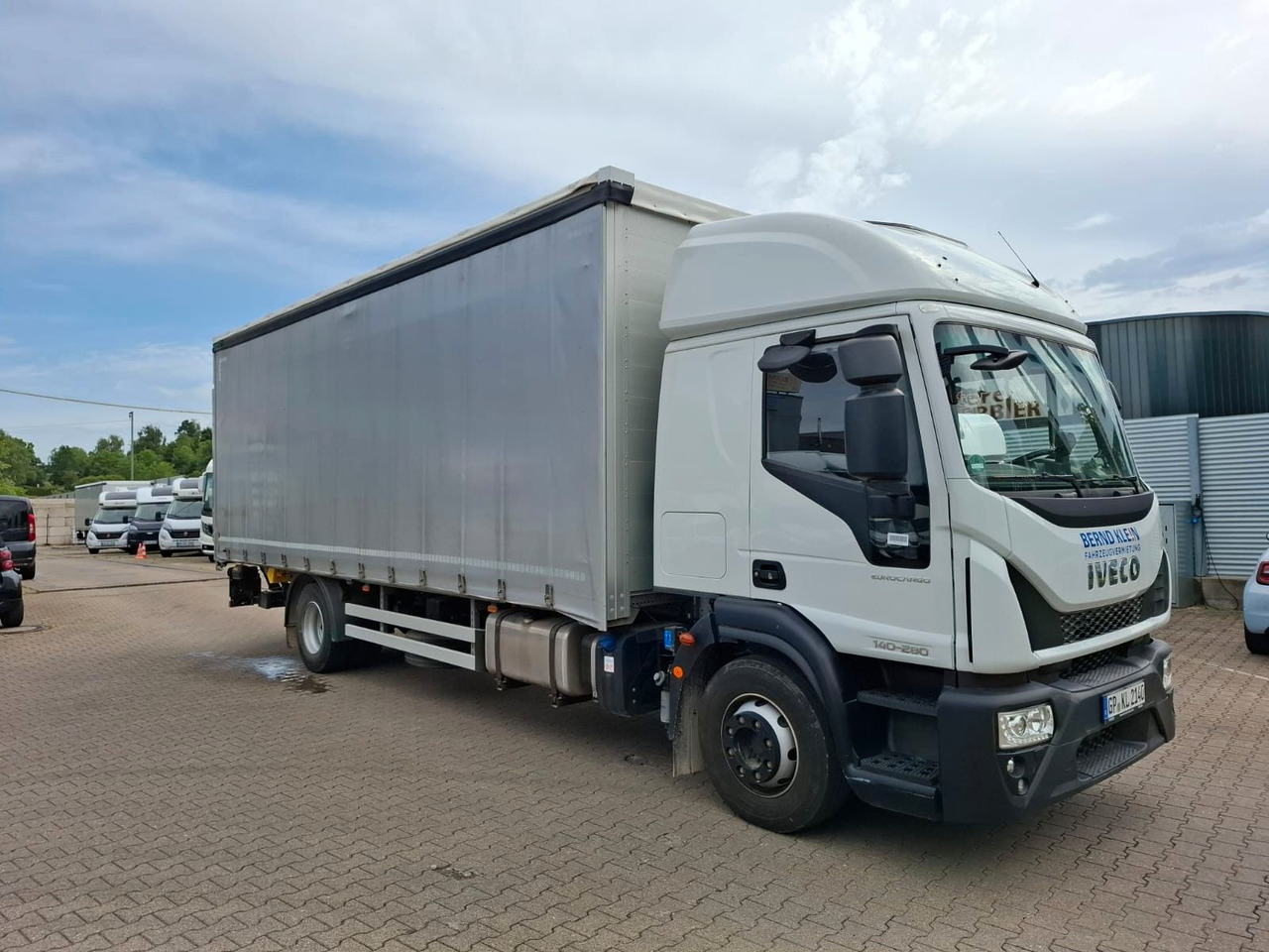 Iveco ML140-280PR, FFH, LBW, Klima, Schiebeplane, AHK - Truk dengan terpal samping: gambar 1 Iveco ML140-280PR, FFH, LBW, Klima, Schiebeplane, AHK - Truk dengan terpal samping: gambar 1