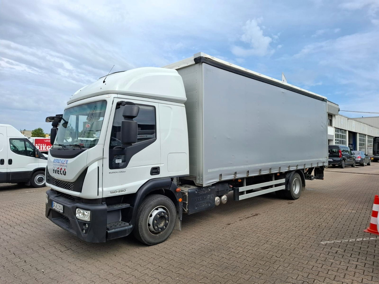 Iveco ML140-280PR, FFH, LBW, Klima, Schiebeplane, AHK - Truk dengan terpal samping: gambar 2 Iveco ML140-280PR, FFH, LBW, Klima, Schiebeplane, AHK - Truk dengan terpal samping: gambar 2