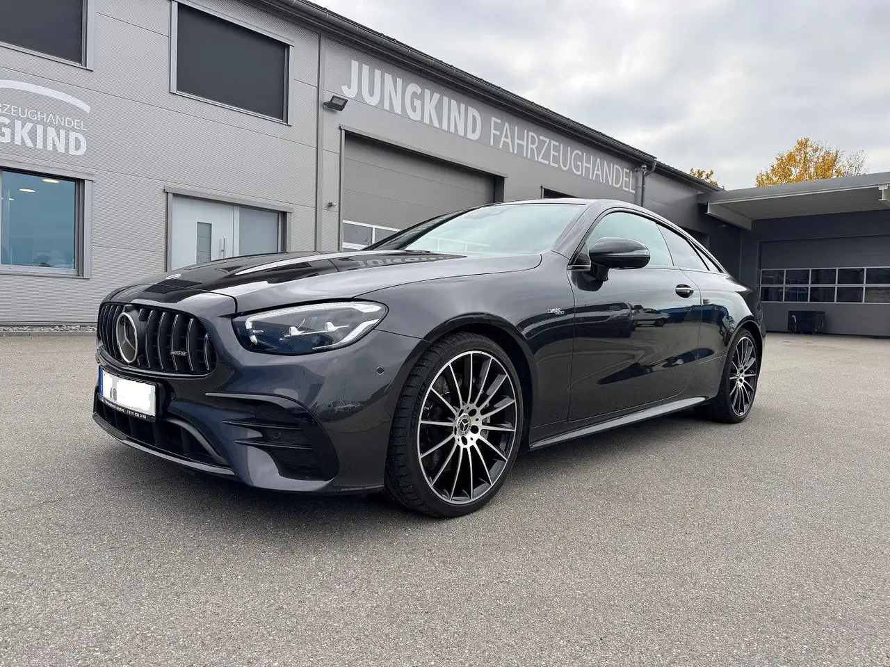 Mercedes-Benz E 53 AMG E -Klasse Coupe E 53 AMG 4Matic - Coupe: gambar 1 Mercedes-Benz E 53 AMG E -Klasse Coupe E 53 AMG 4Matic - Coupe: gambar 1
