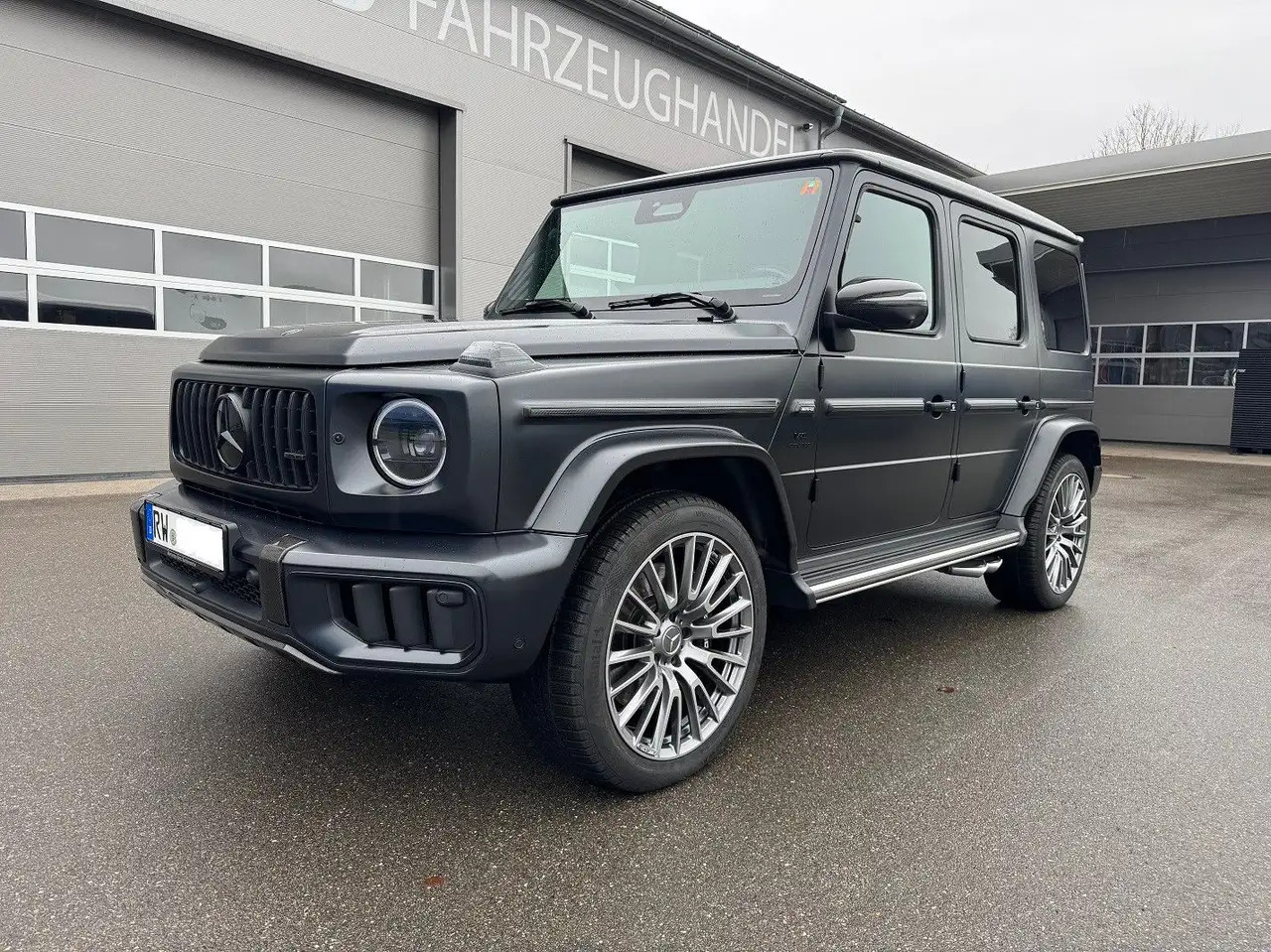 Mercedes-Benz G 63 AMG MOPF / FACELIFT VOLLAUSSTATTUNG - Mobil SUV: gambar 1 Mercedes-Benz G 63 AMG MOPF / FACELIFT VOLLAUSSTATTUNG - Mobil SUV: gambar 1